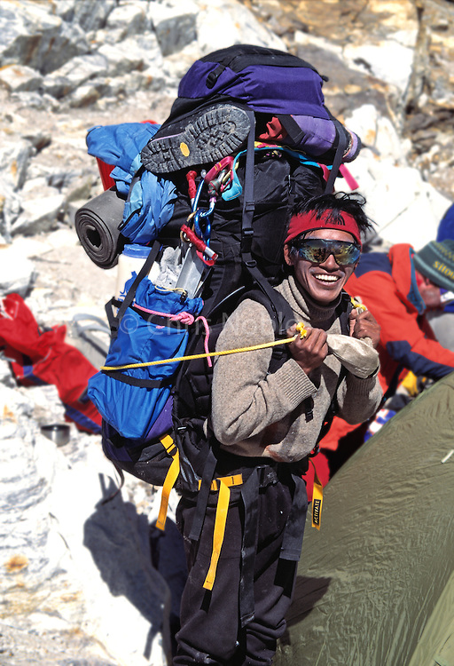 sherpa climbs everest 25 times